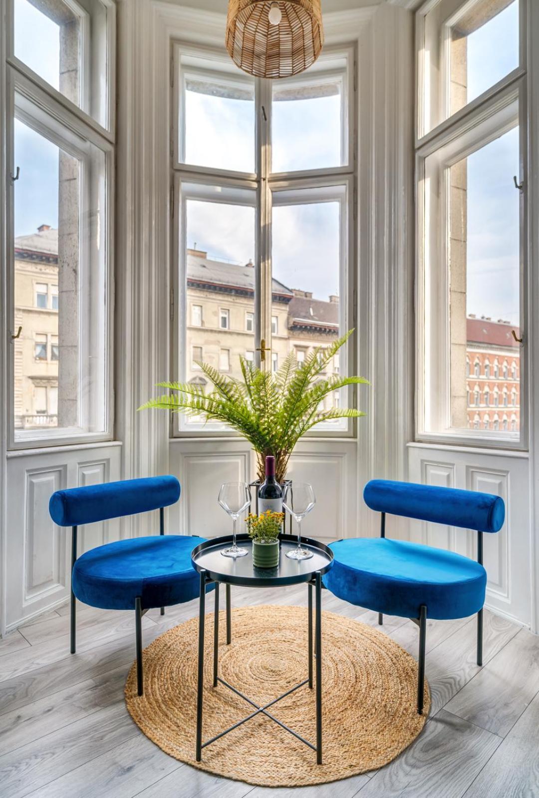 Panorama Big Boulvard 4 BDRM 3 BTHROOM, 13PPL, AC Budapest Exteriör bild